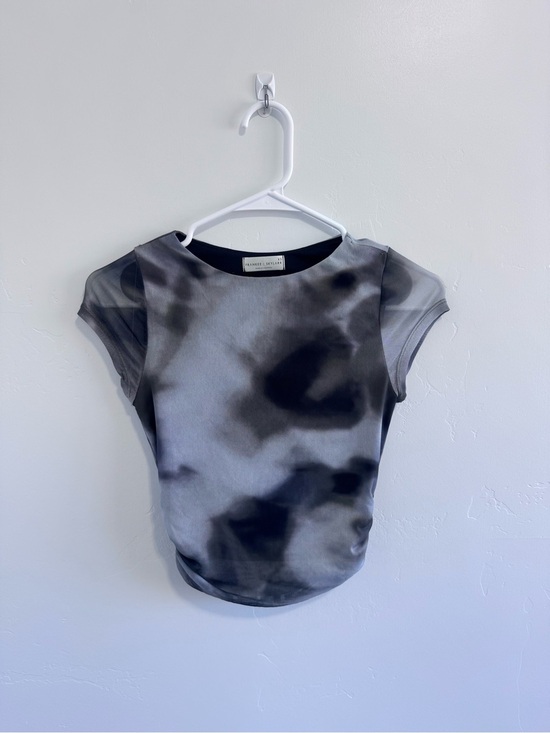 T.J.Maxx Tops - Aura Mesh Short Sleeve Top XS